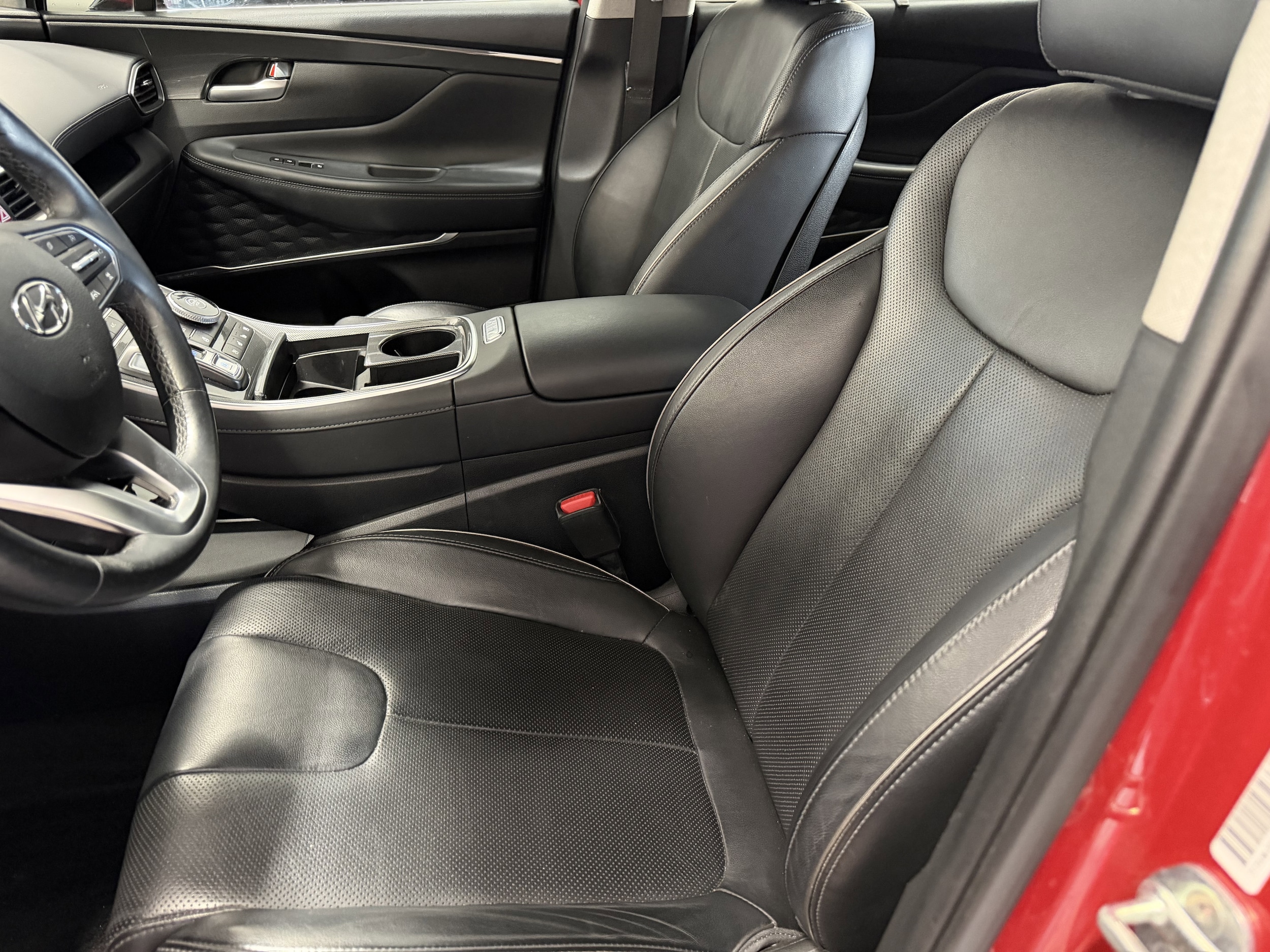 2022 Hyundai Santa Fe Limited - Photo 12
