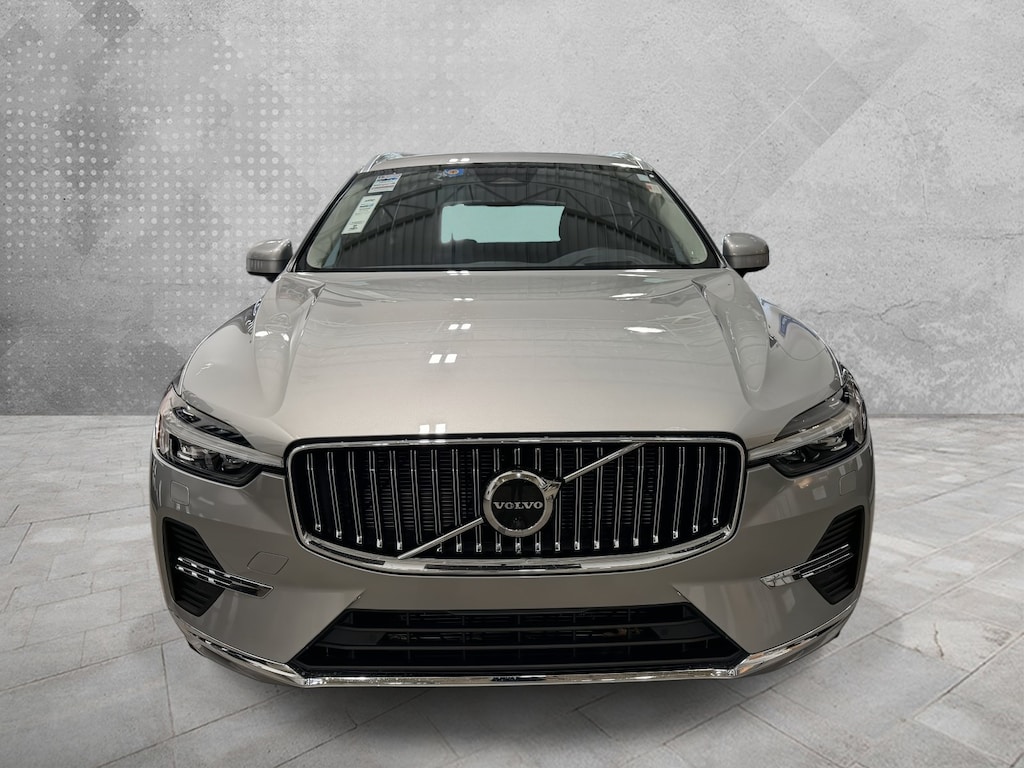 Used 2023 Volvo XC60 B5 FWD Ultimate Bright Sport Utility