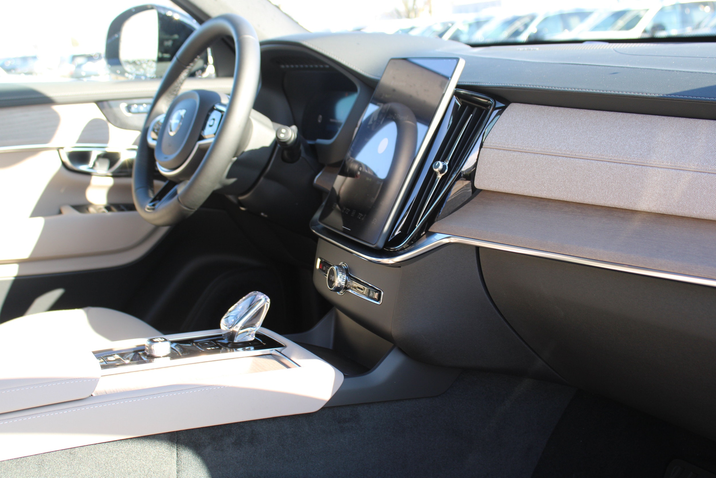 2026 Volvo XC90 Plus - Photo 50