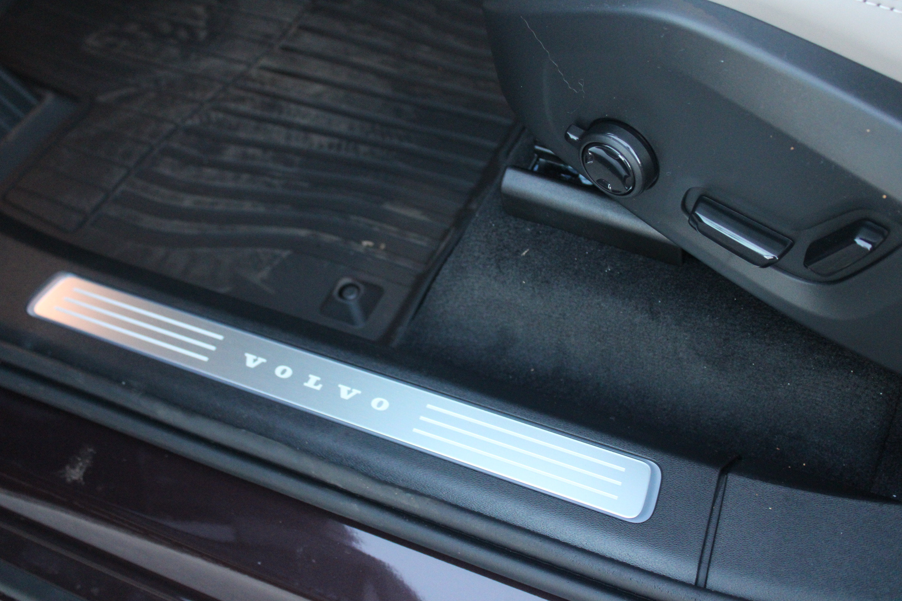 2026 Volvo XC90 Ultra - Photo 16