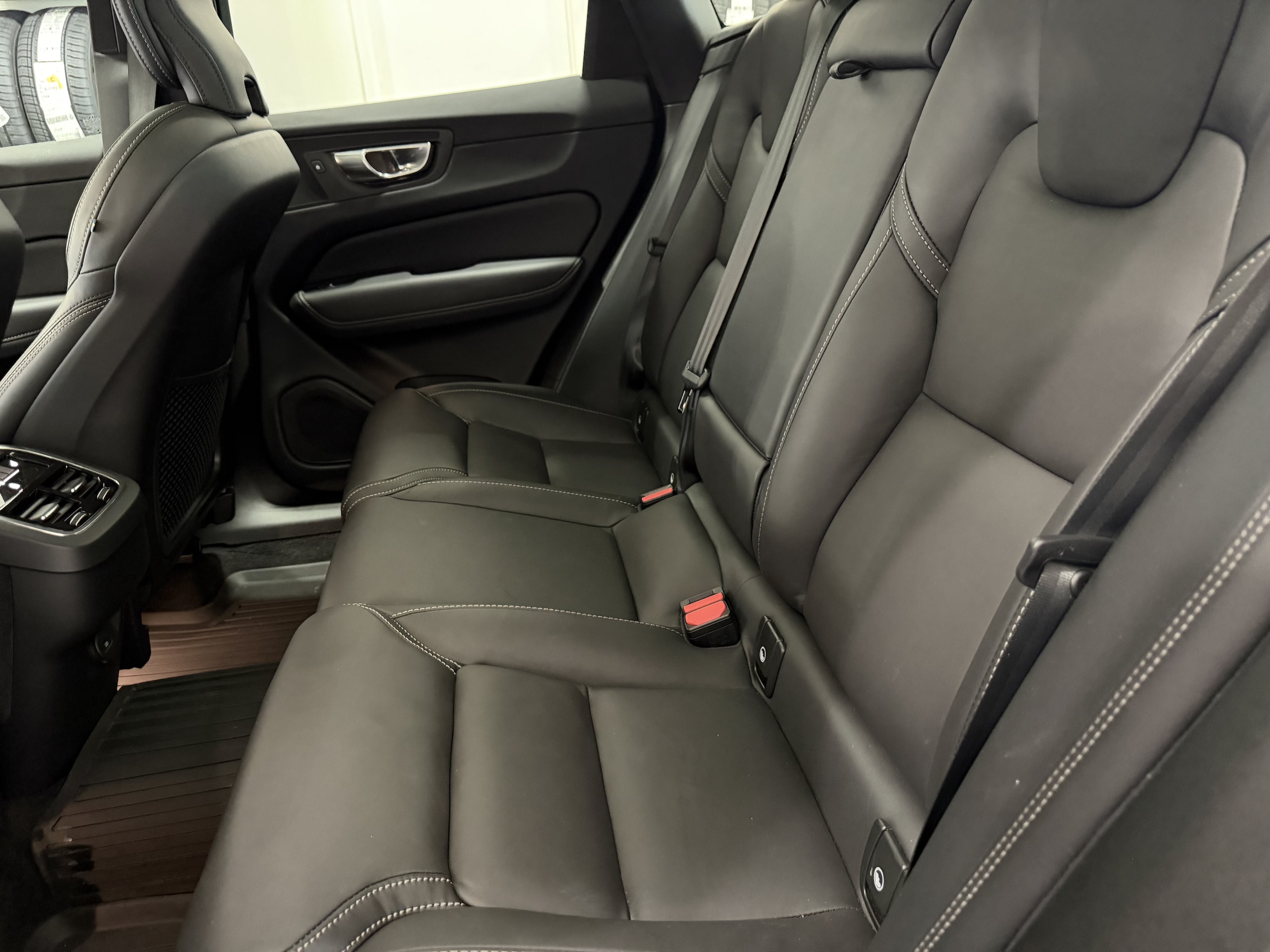 2023 Volvo XC60 Ultimate - Photo 22