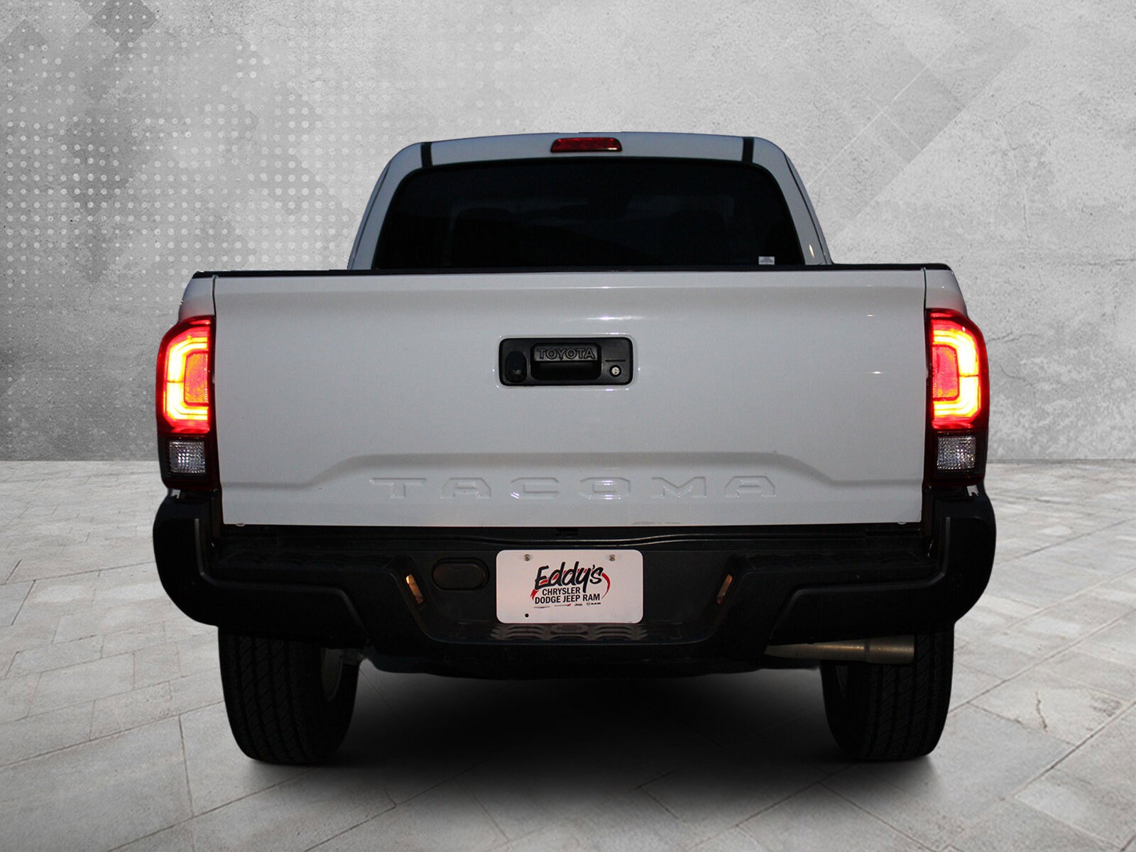 2022 Toyota Tacoma SR5 photo 4