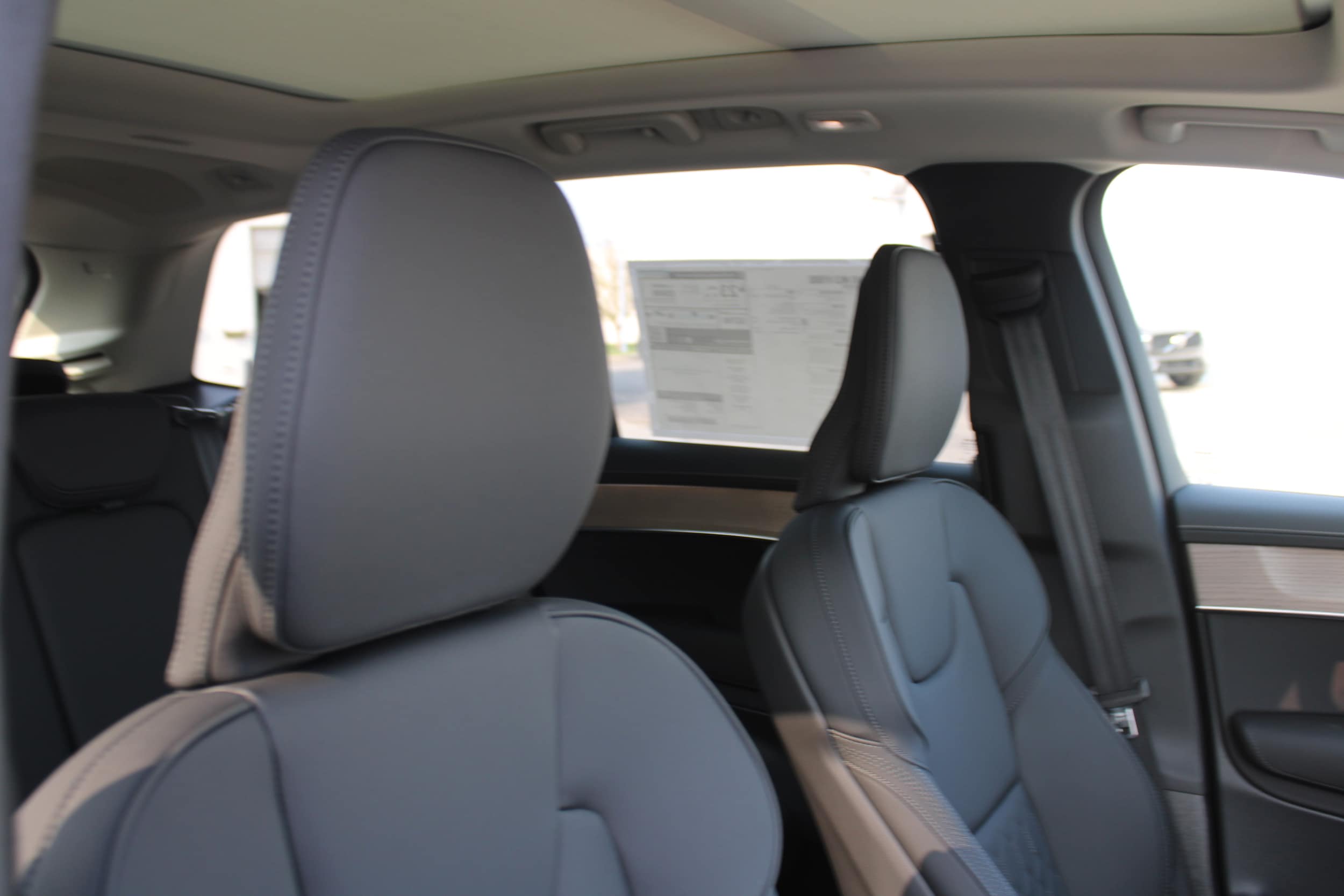 2026 Volvo XC90 Plus - Photo 37