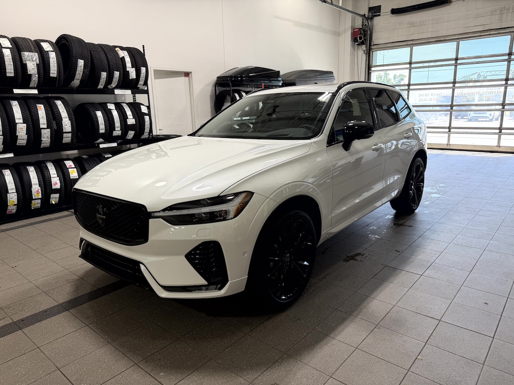 New 2026 Volvo XC60 B5 Ultra Black Edition SUV