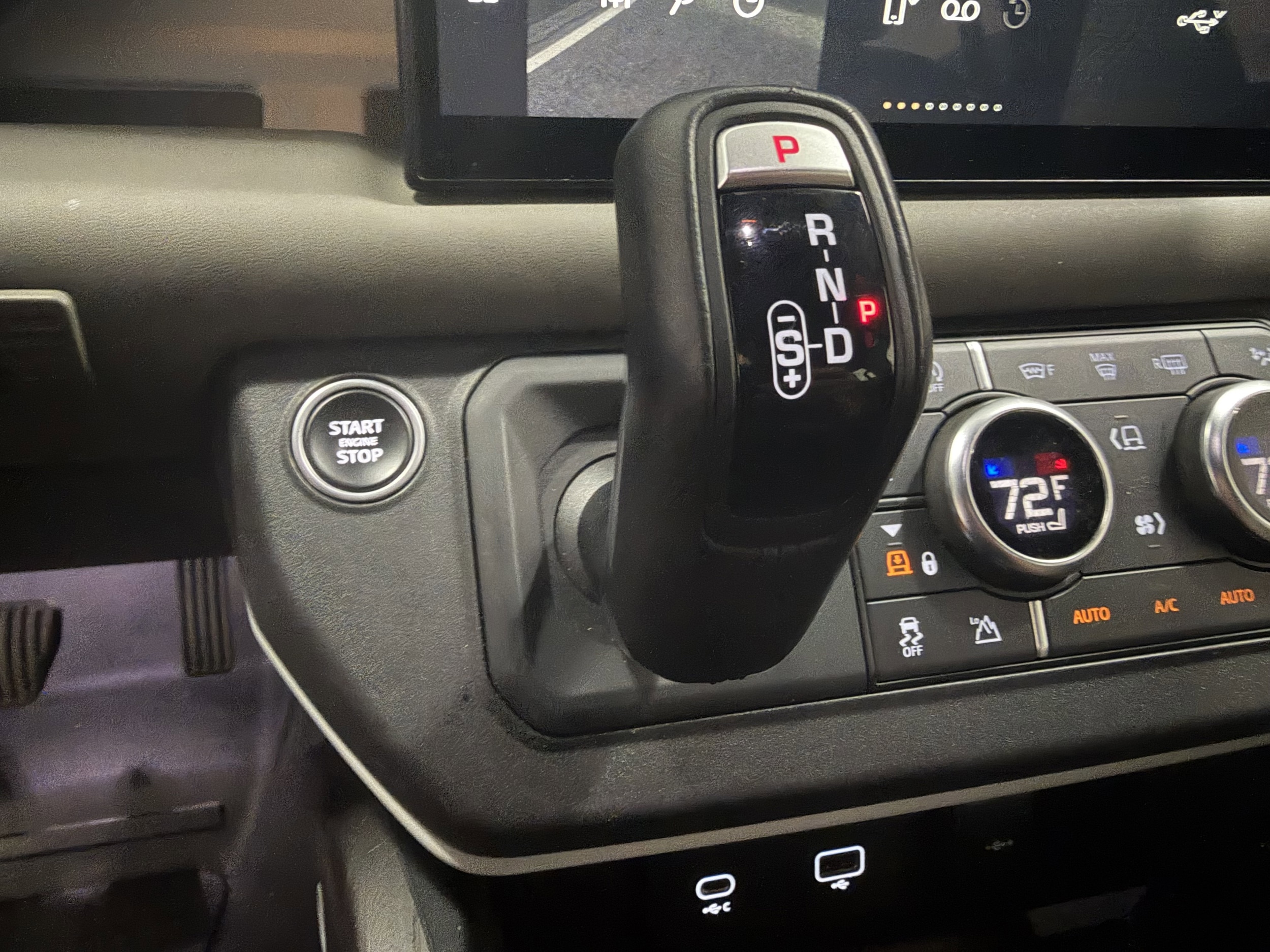 2022 Land Rover Defender X-Dynamic HSE - Photo 20