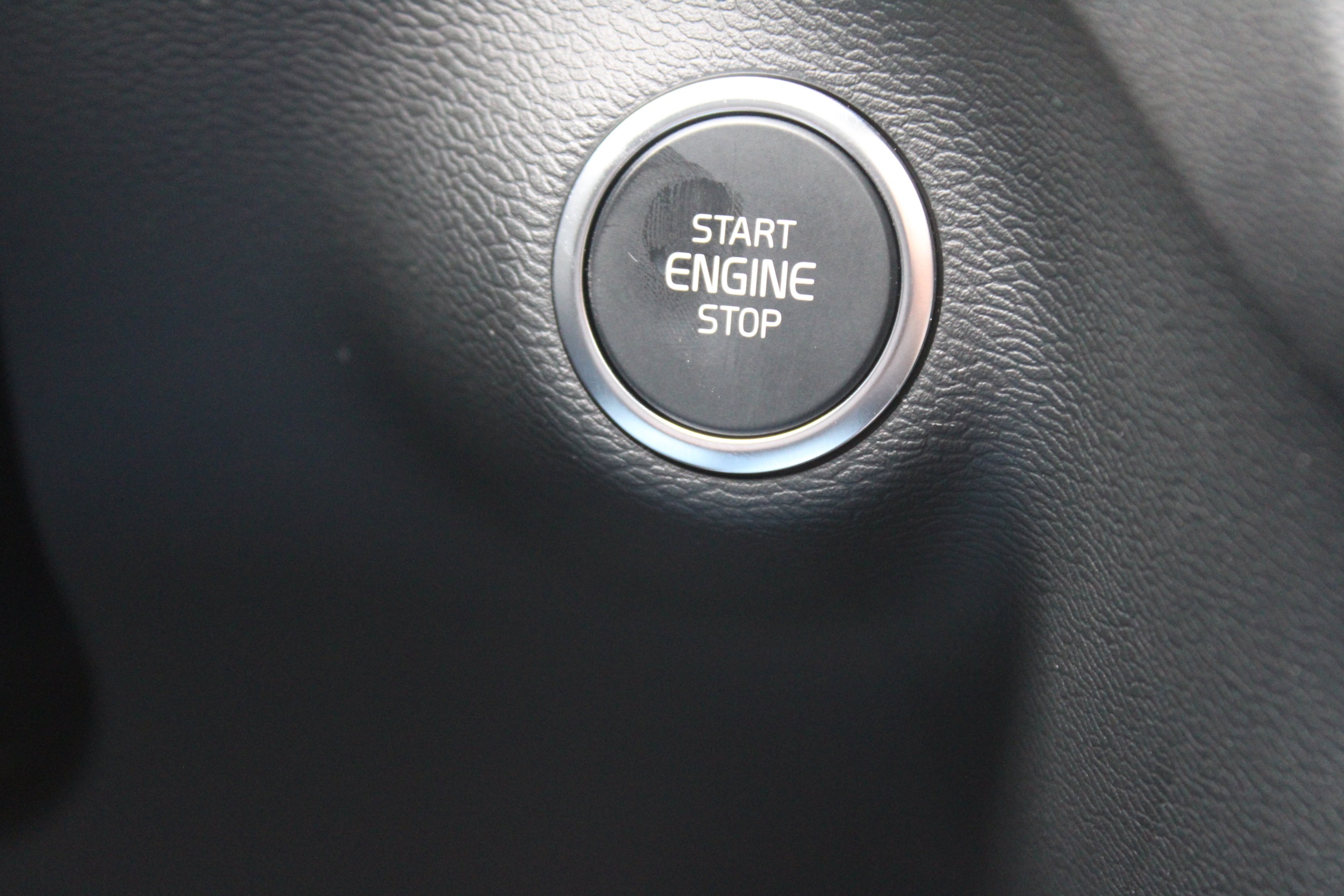 2026 Volvo XC40 Plus - Photo 31
