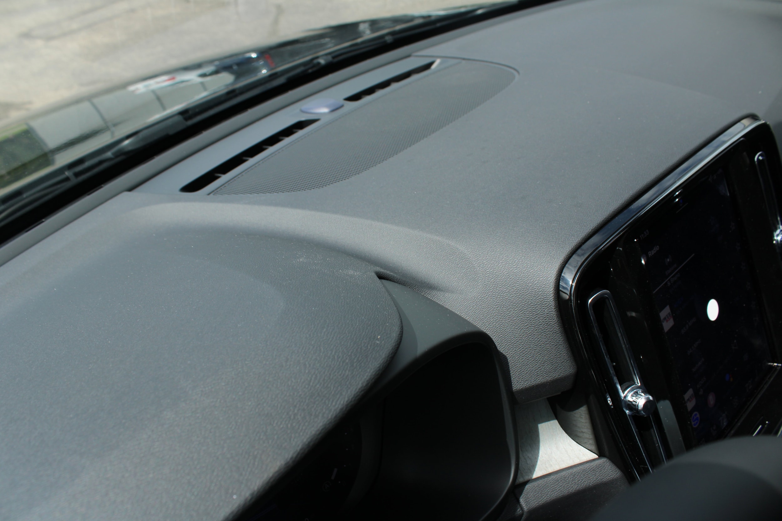 2026 Volvo XC40 Plus - Photo 31
