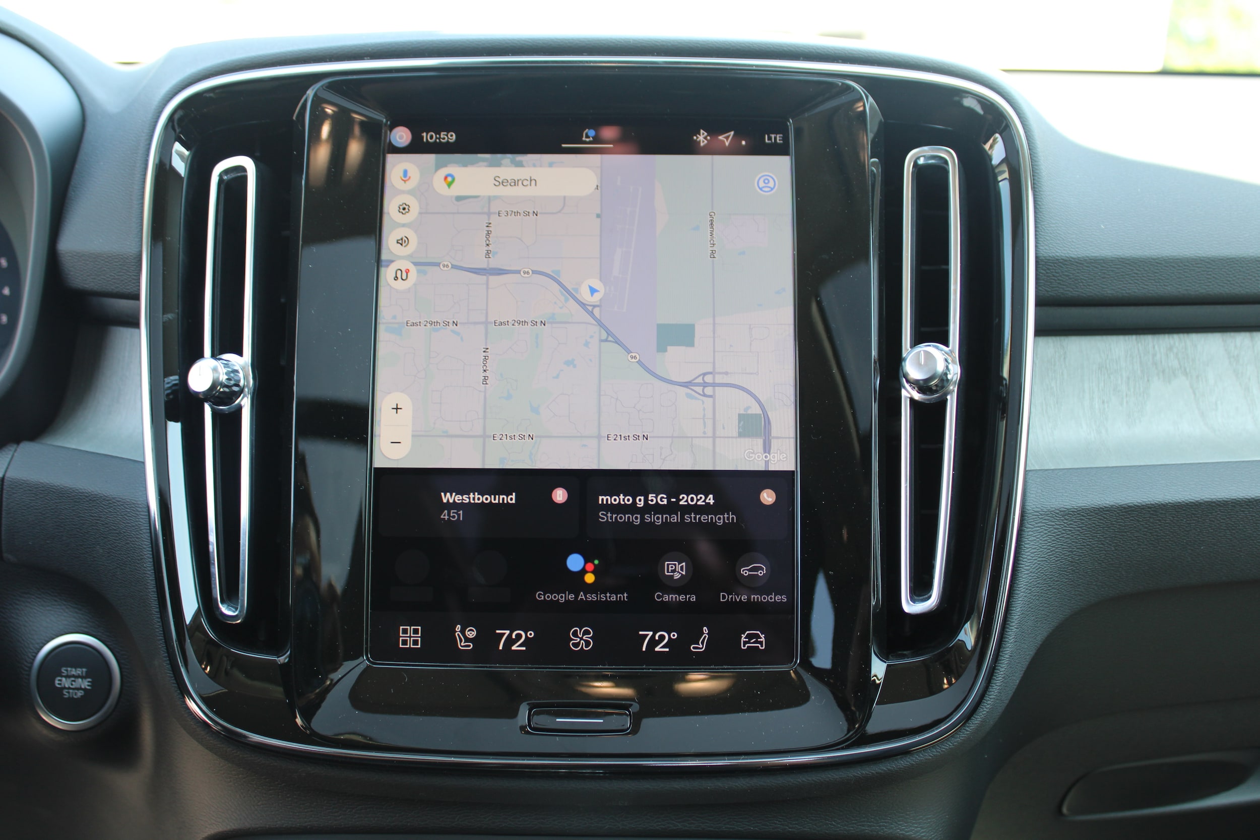2026 Volvo XC40 Plus - Photo 21