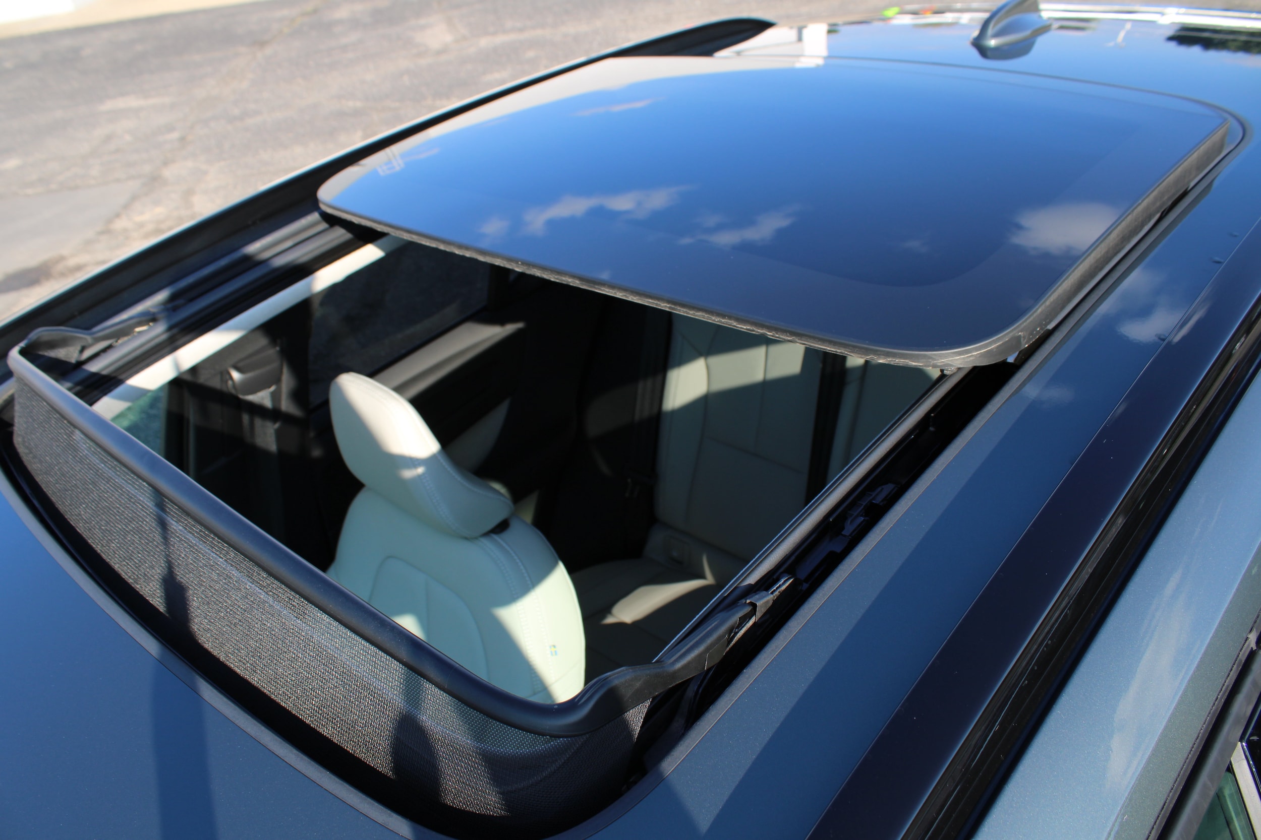 2026 Volvo XC40 Ultra - Photo 57