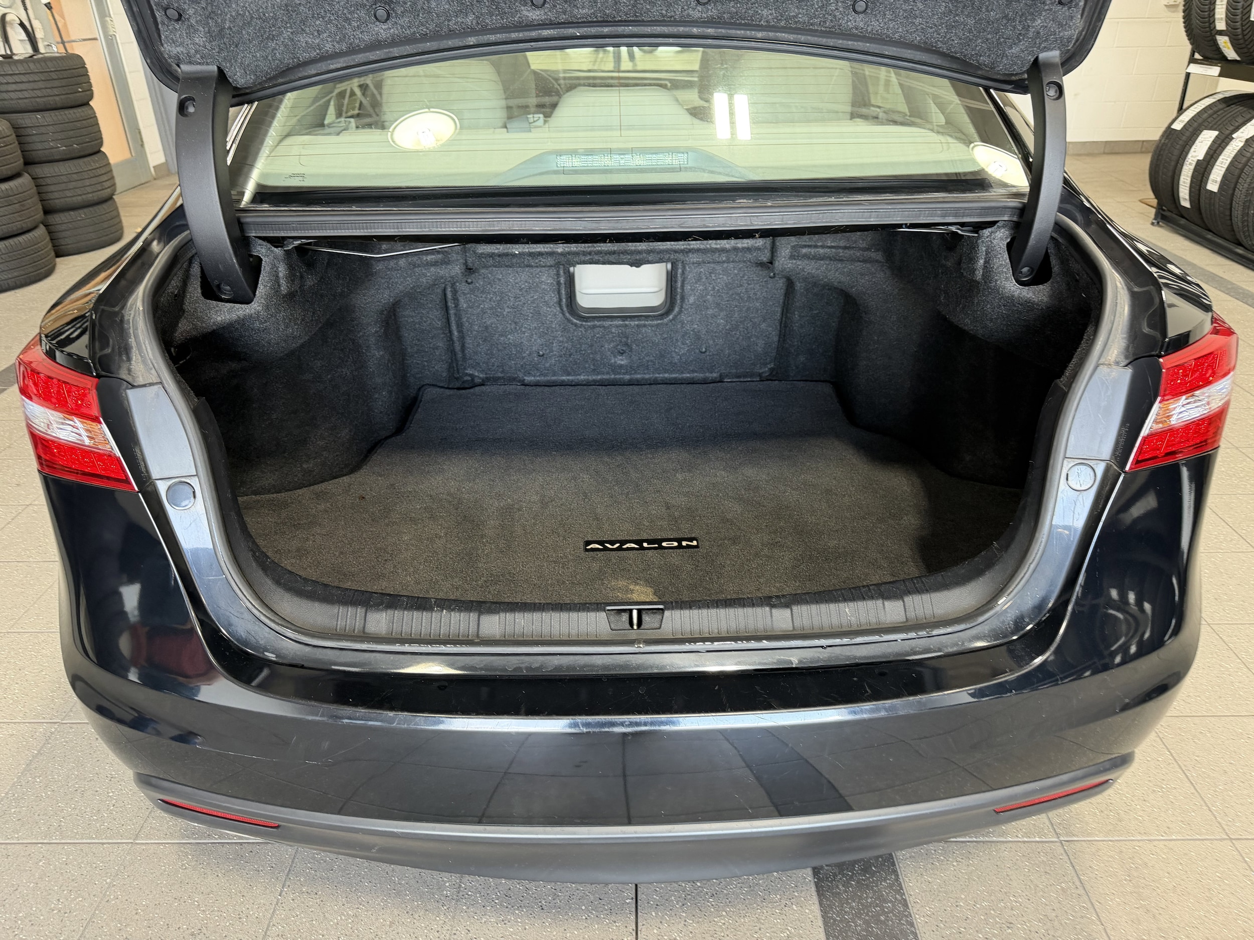 2014 Toyota Avalon XLE Premium - Photo 27