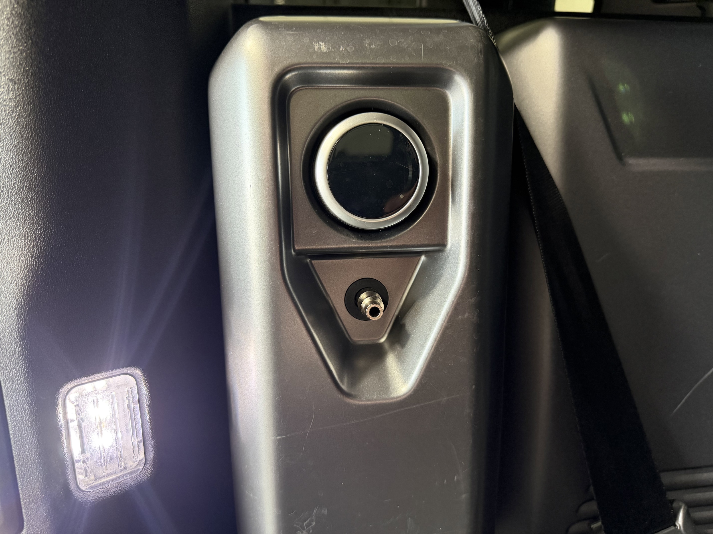 2022 Land Rover Defender X-Dynamic HSE - Photo 37