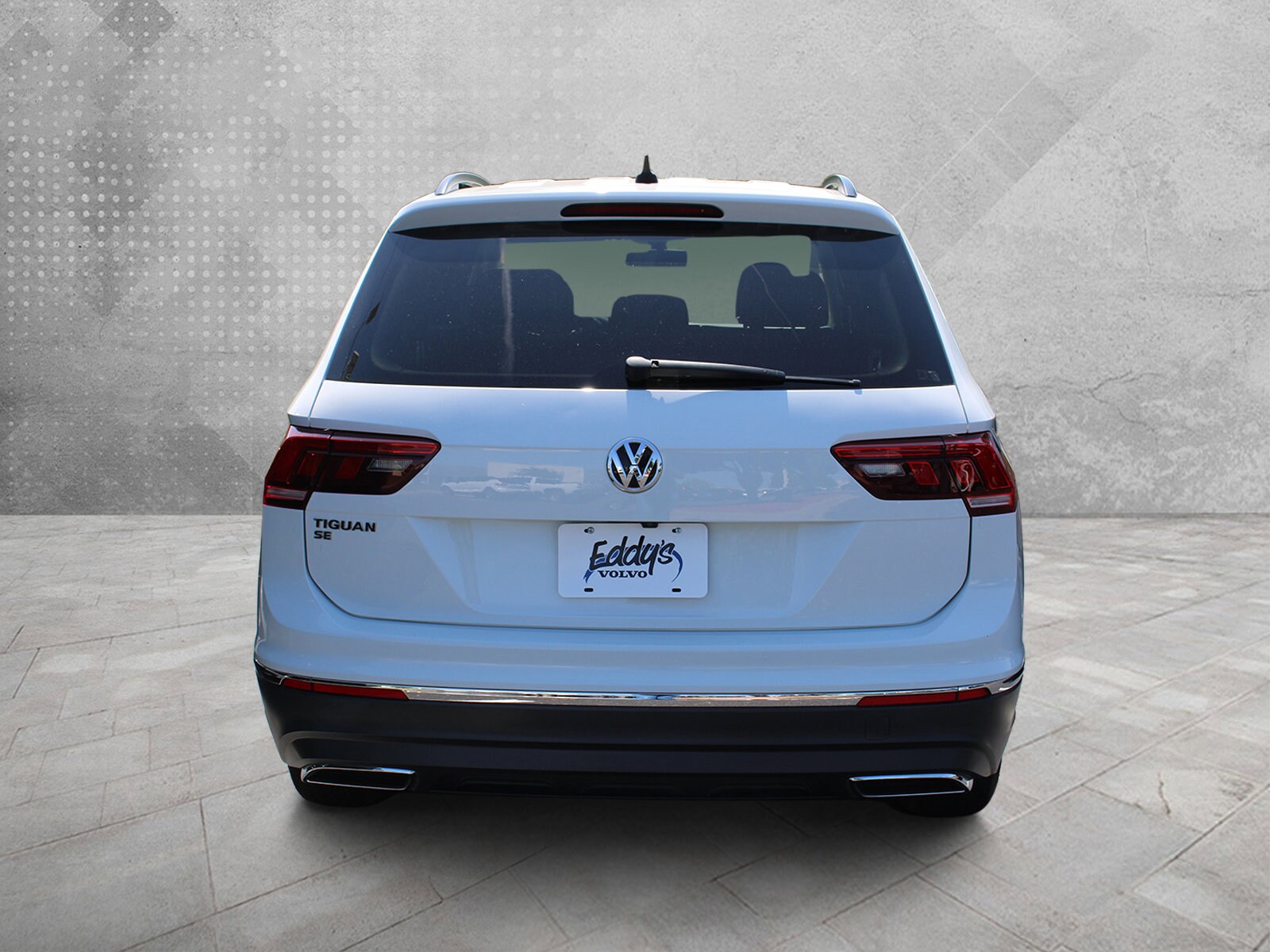 2021 Volkswagen Tiguan SEL photo 4
