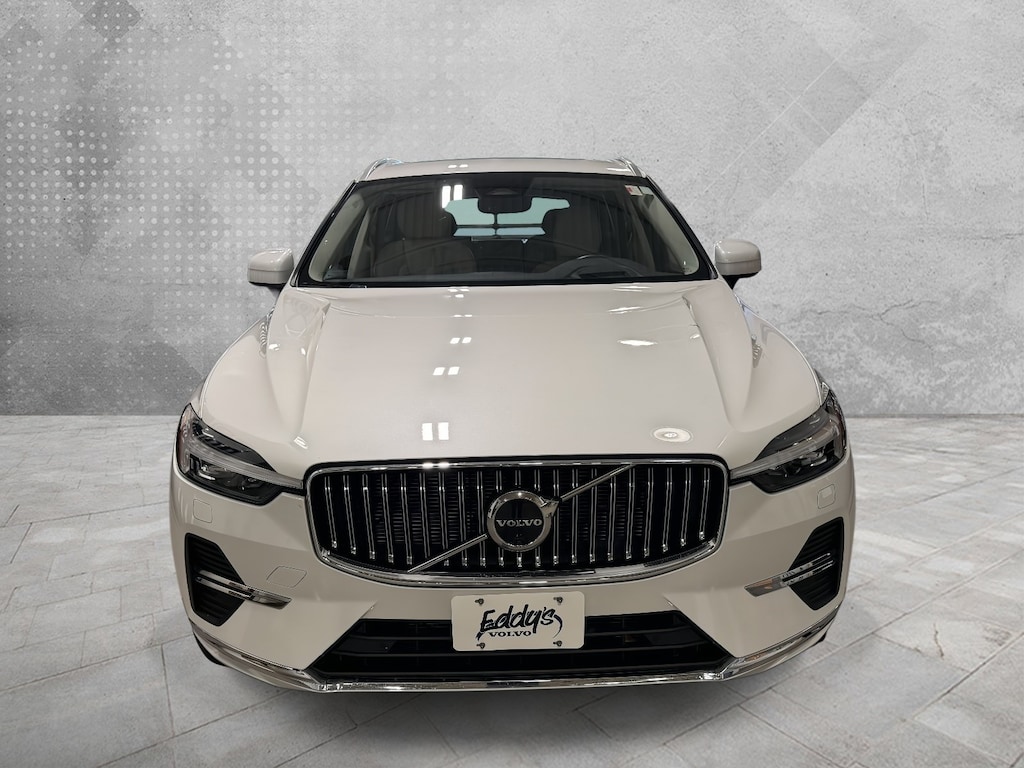 Used 2023 Volvo XC60 B5 FWD Ultimate Bright Sport Utility