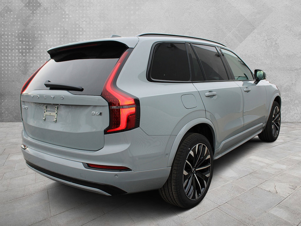 New 2026 Volvo XC90 B6 Ultra Dark Theme 6-Seater SUV