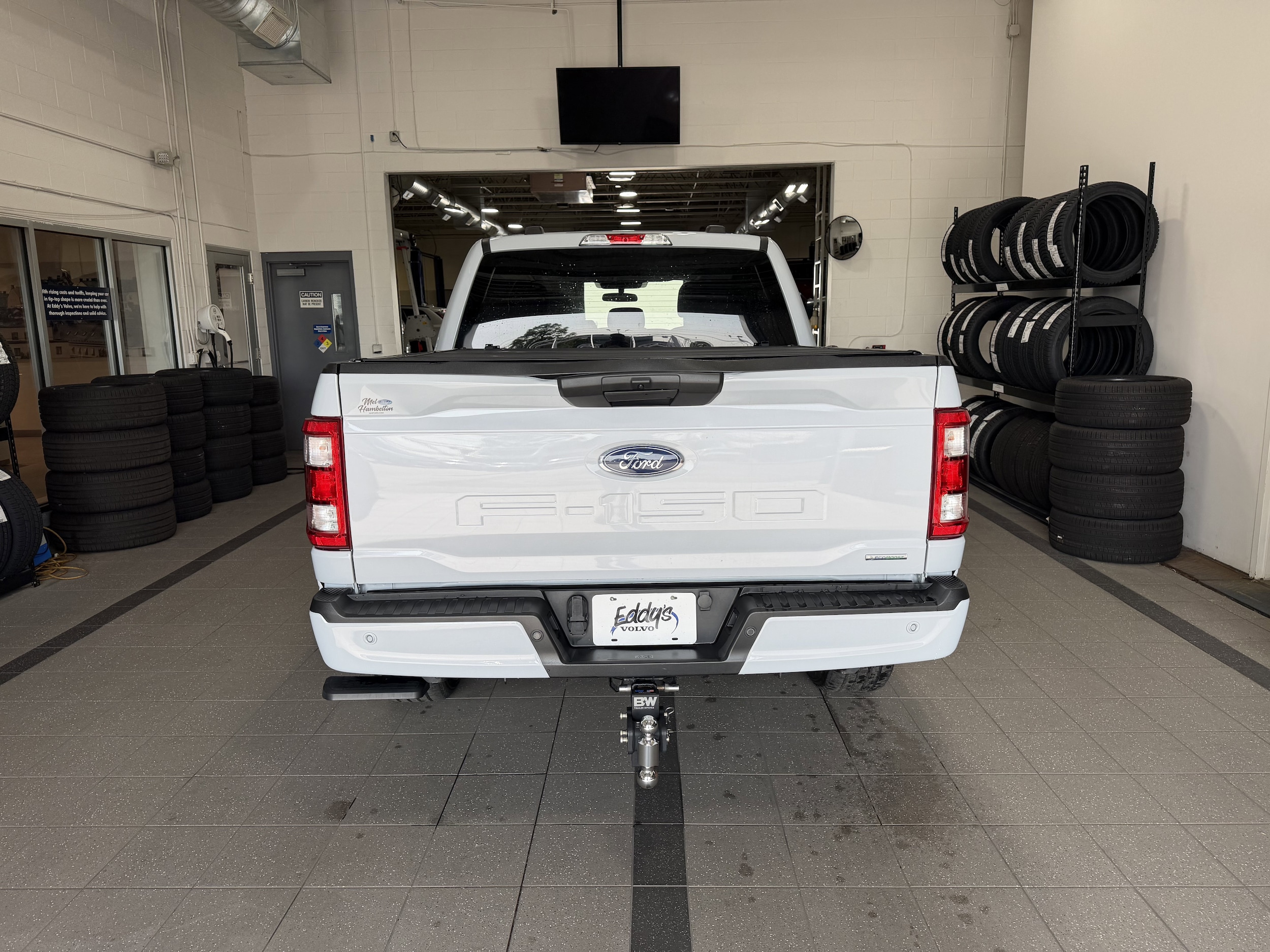 2022 Ford F-150 XL - Photo 8