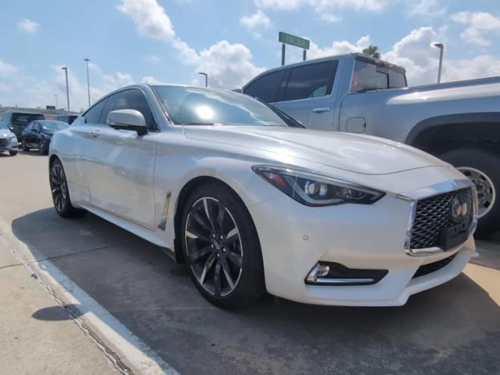 Used 2022 INFINITI Q60 LUXE