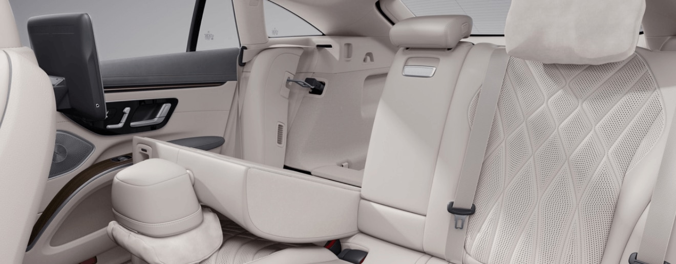 EQS vs. Tesla Model S: Dimensions