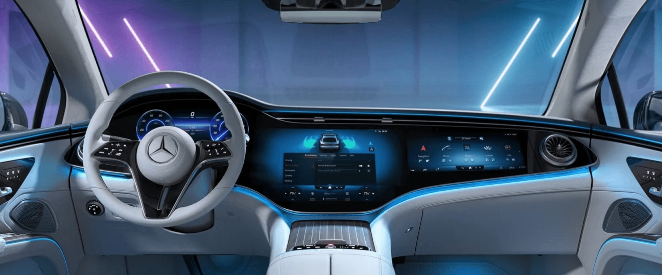EQS vs. Tesla Model S: Interior