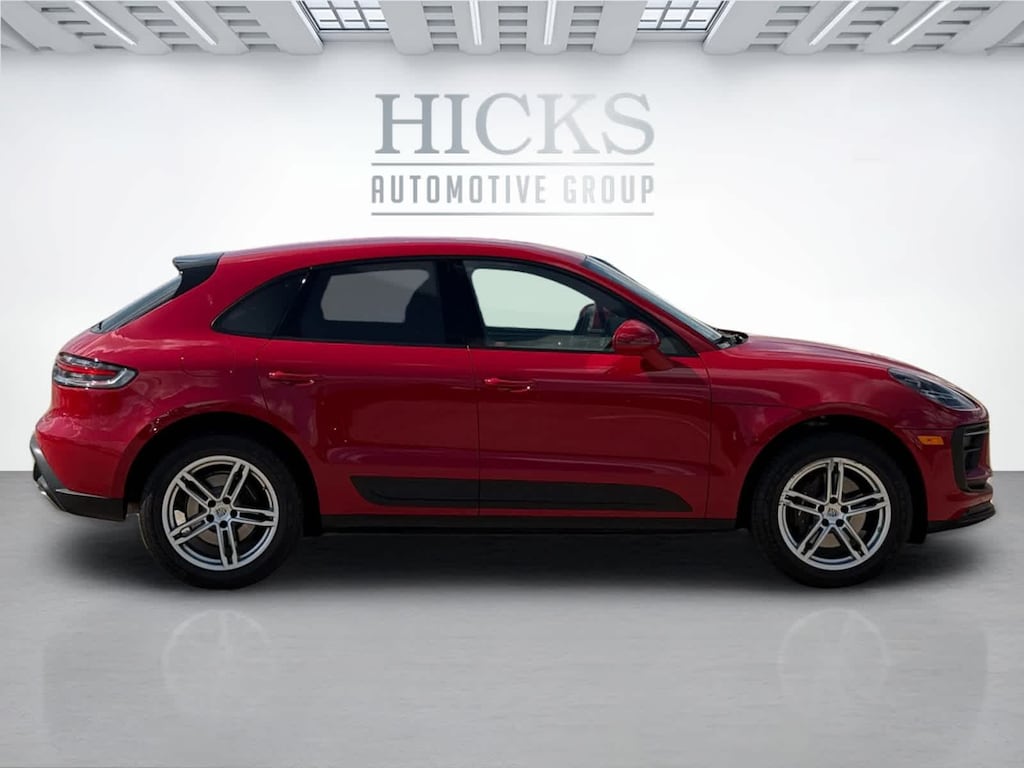 Used 2024 Porsche Macan  SUV
