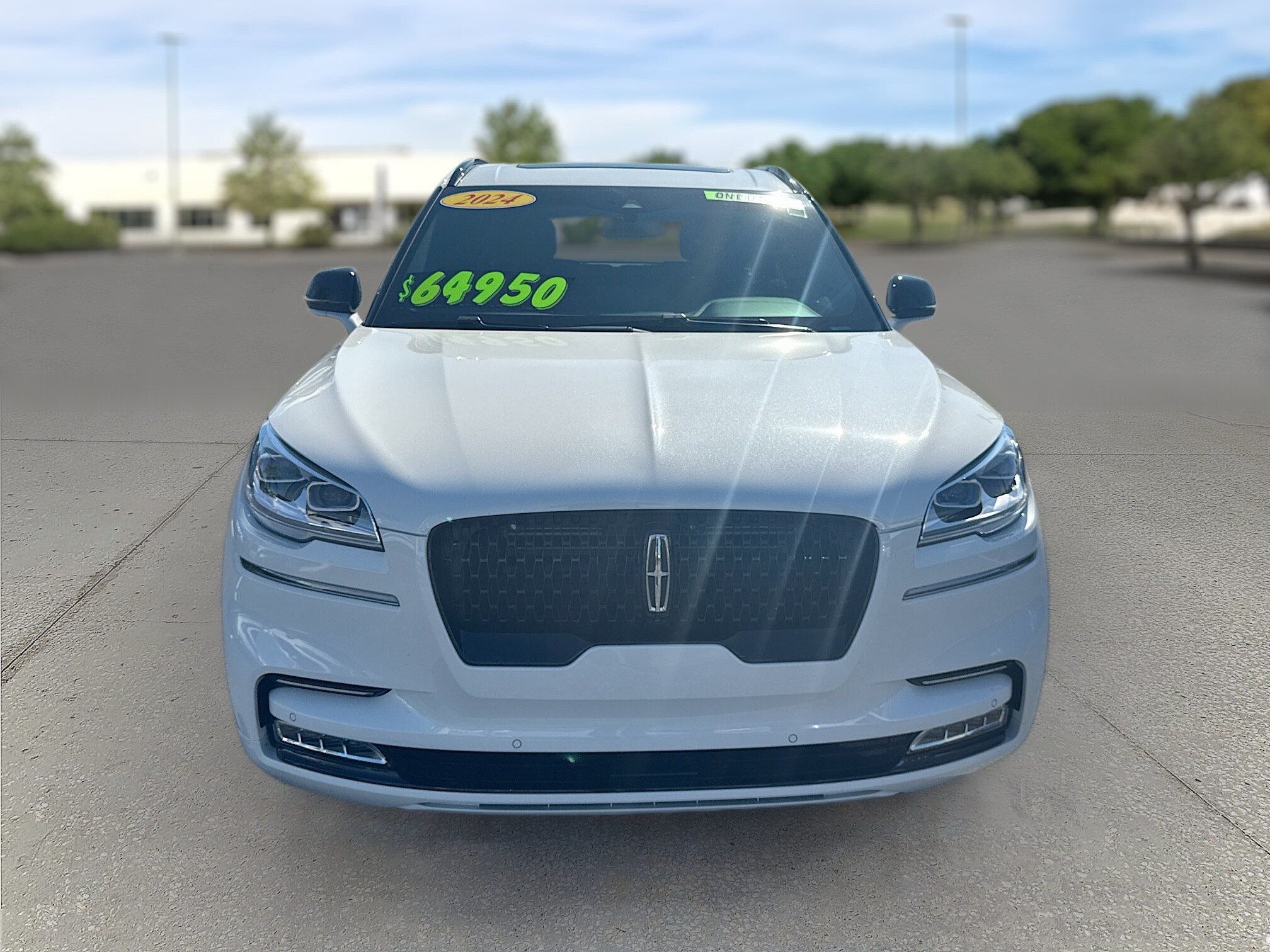 2024 Lincoln Aviator Reserve photo 2