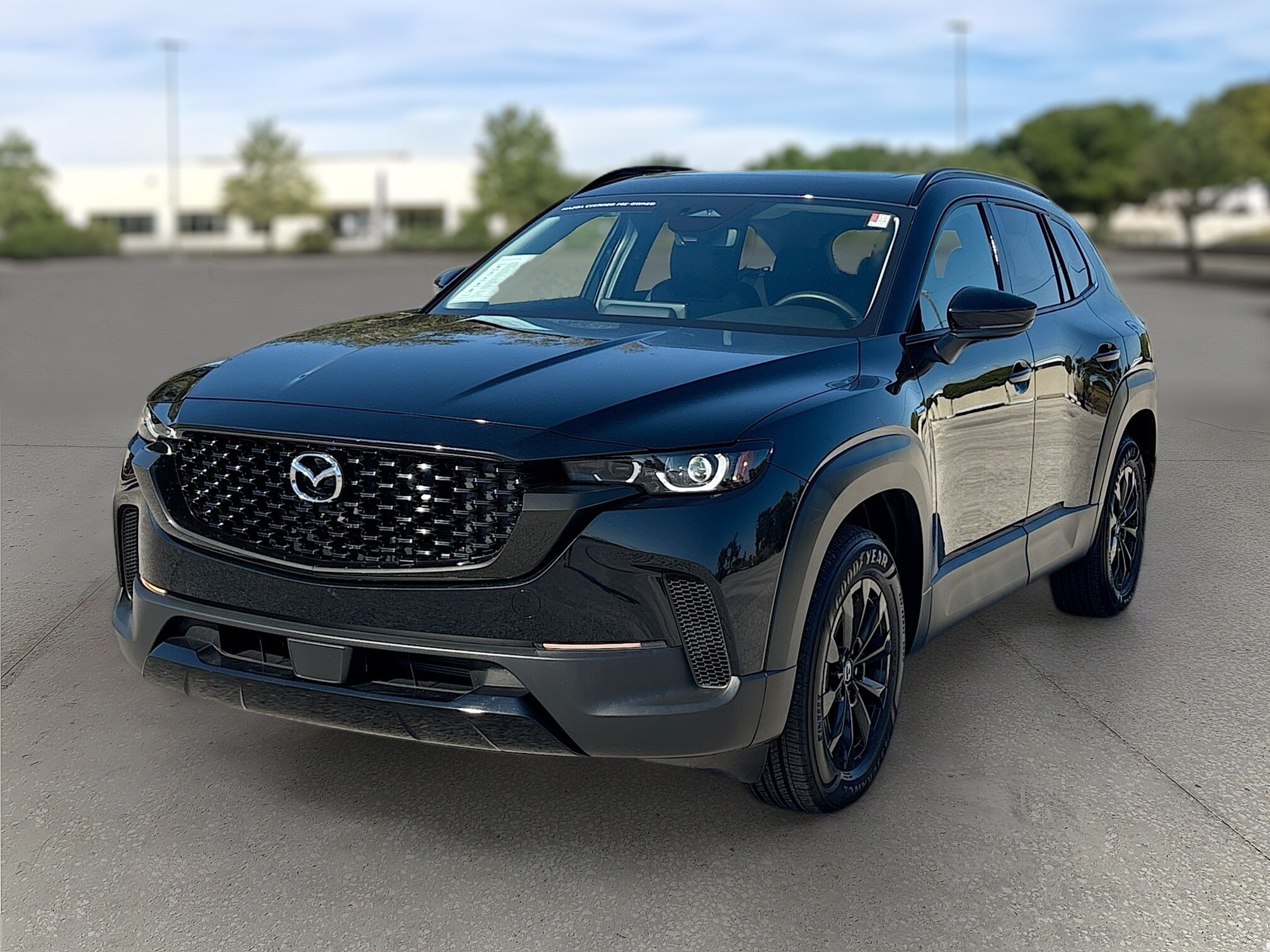2025 Mazda CX-50 Premium photo 3