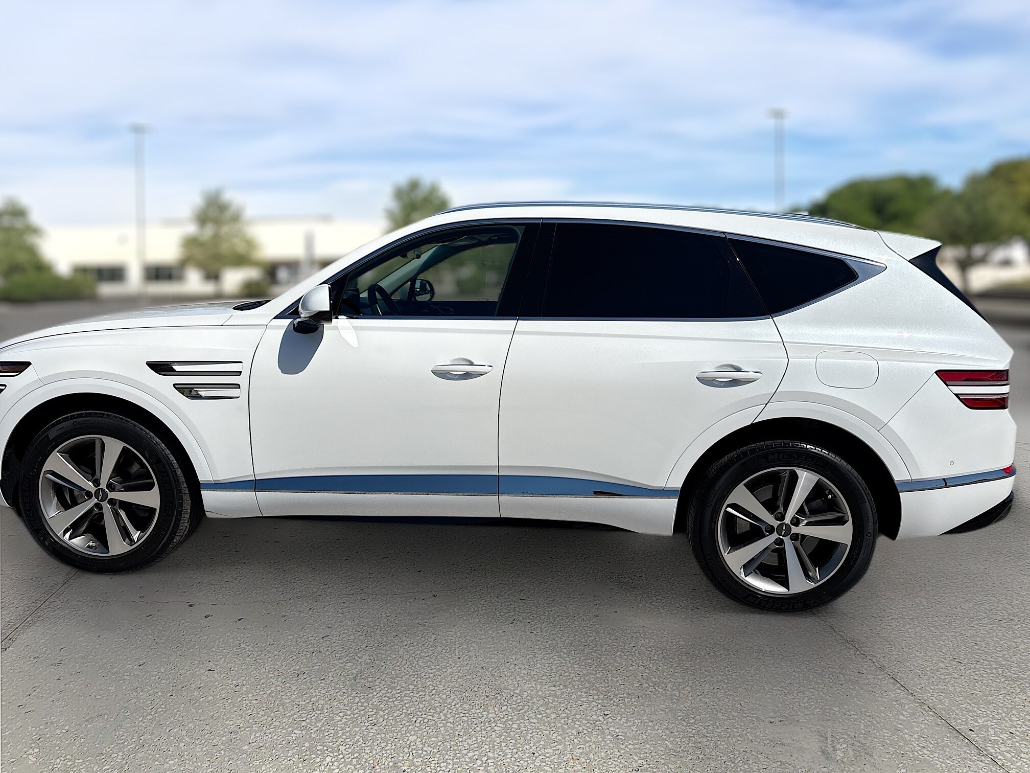 2021 Genesis GV80 2.5T AWD photo 2