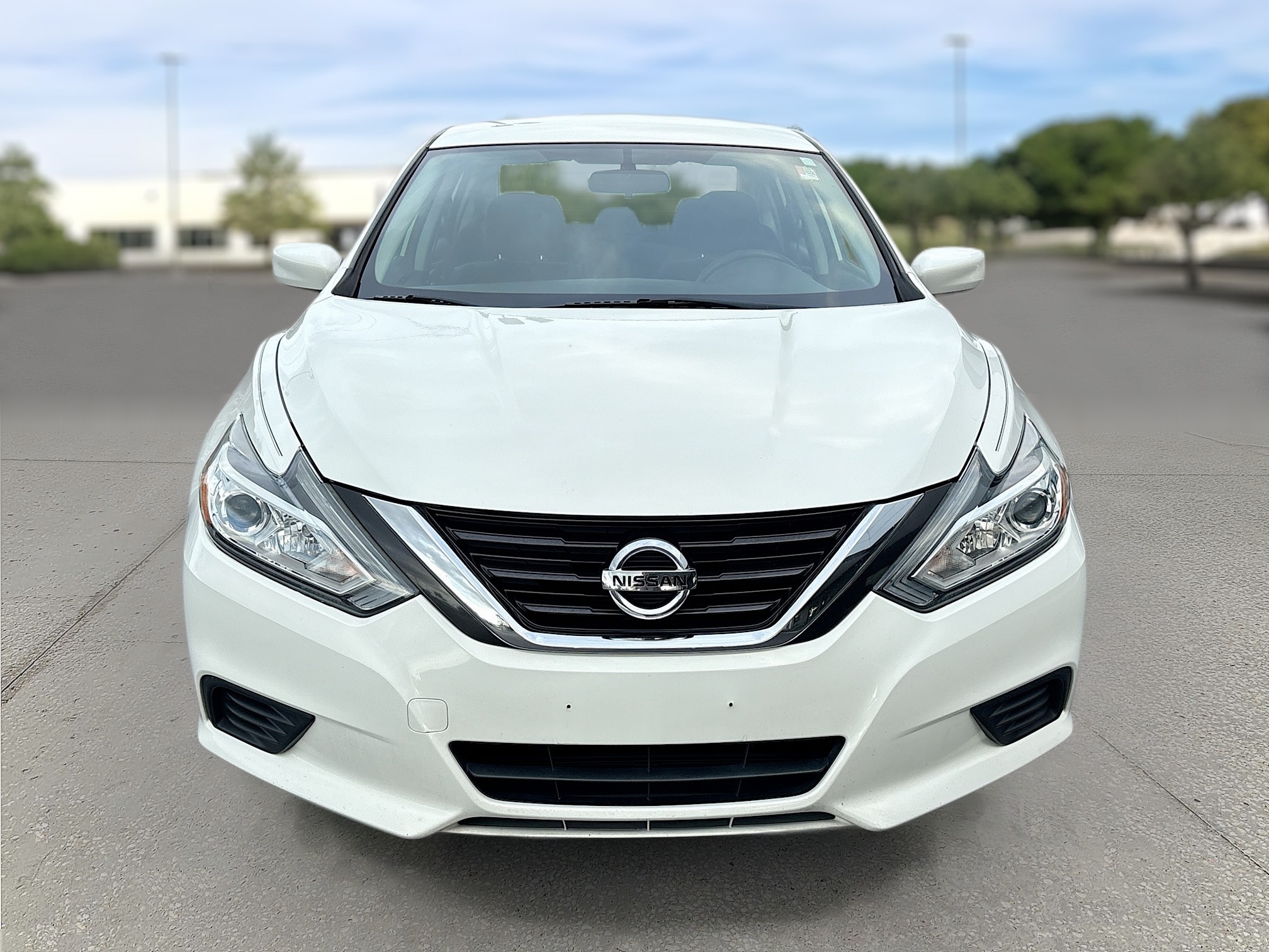 Used 2018 Nissan Altima S with VIN 1N4AL3AP0JC107872 for sale in Sarasota, FL