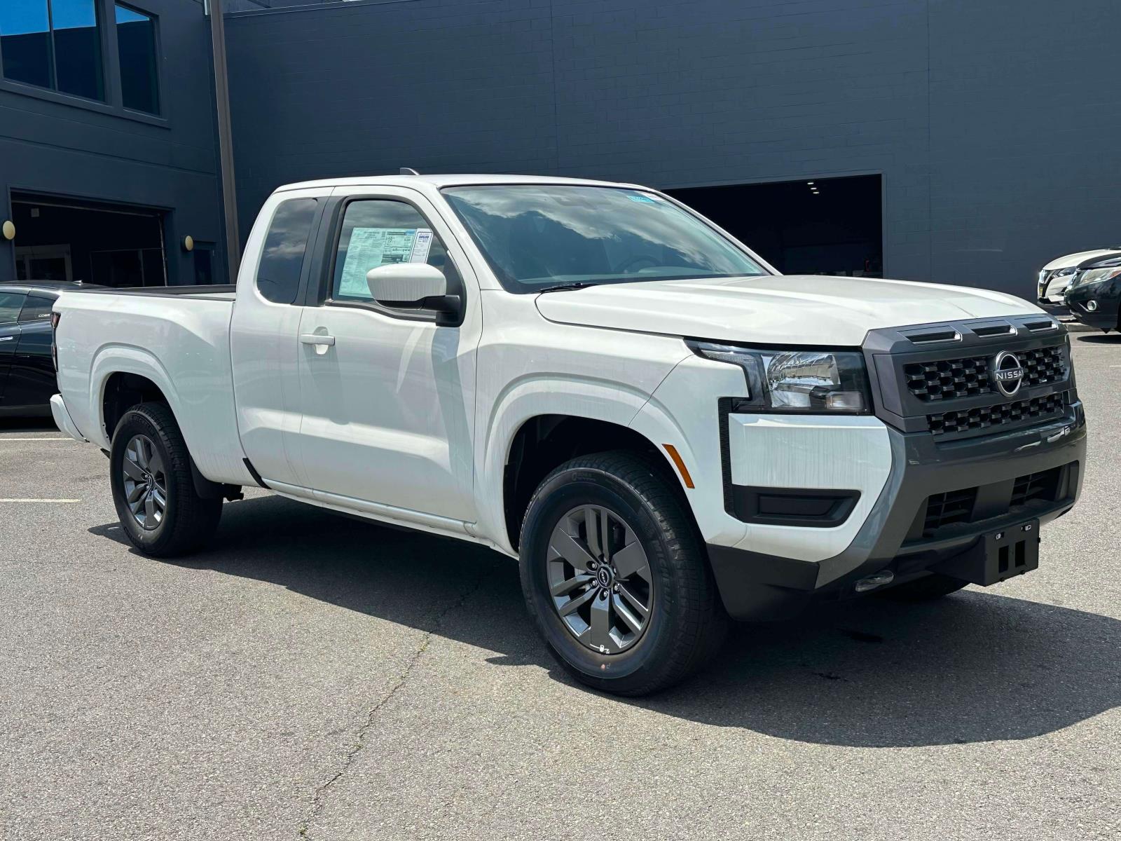 2025 Nissan Frontier Extended Cab Pickup 