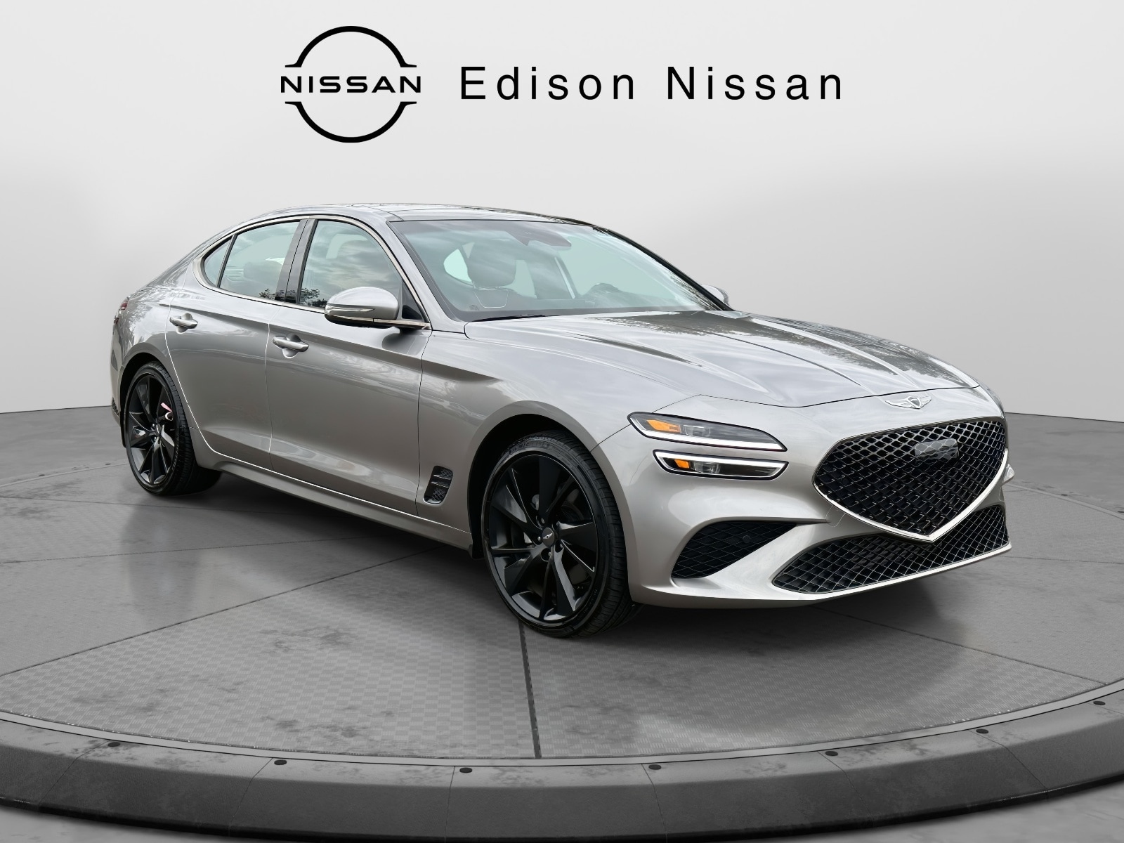 2023 GENESIS G70 Standard's photo