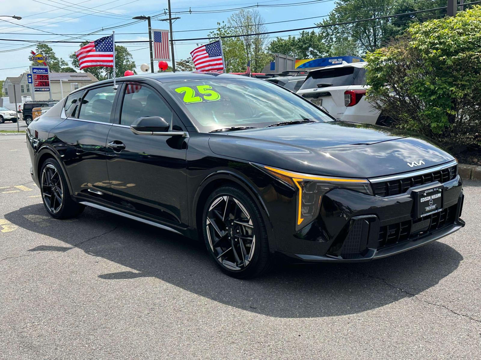 2025 Kia K4 GT-Line AT's photo