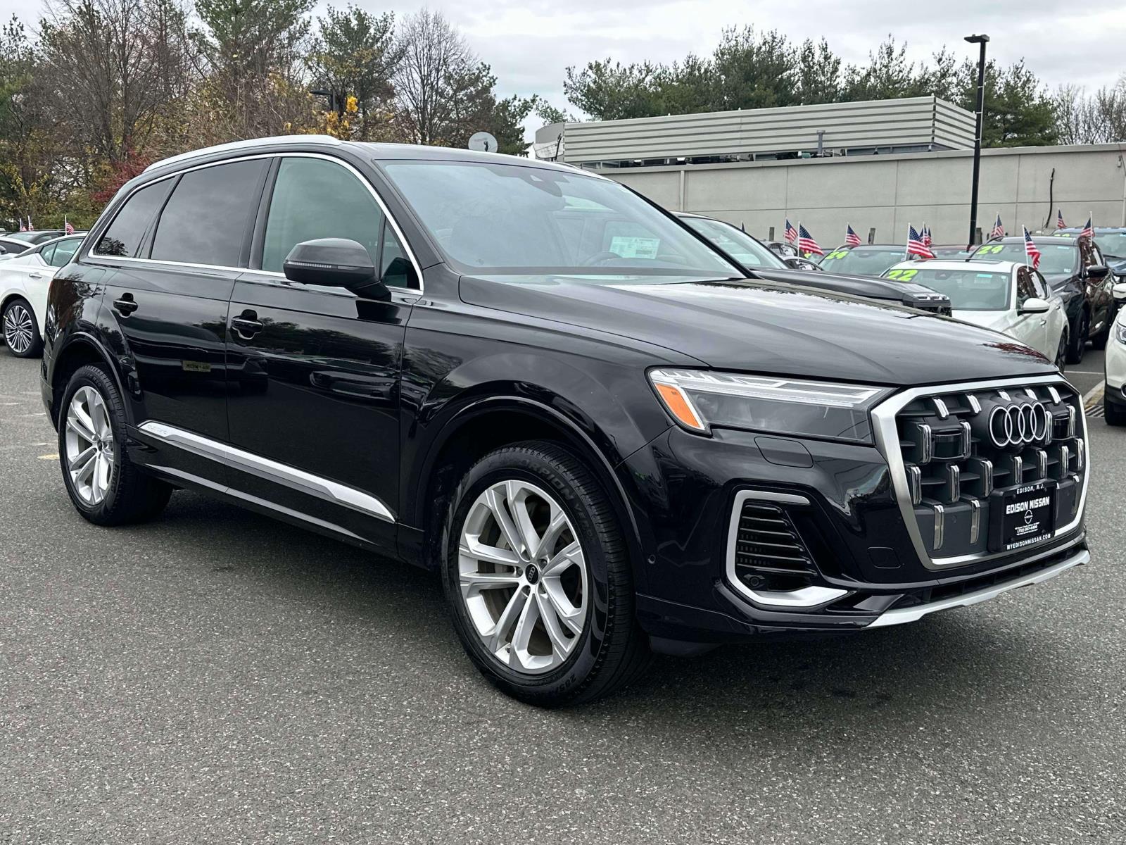 2025 Audi Q7 Premium Plus's photo