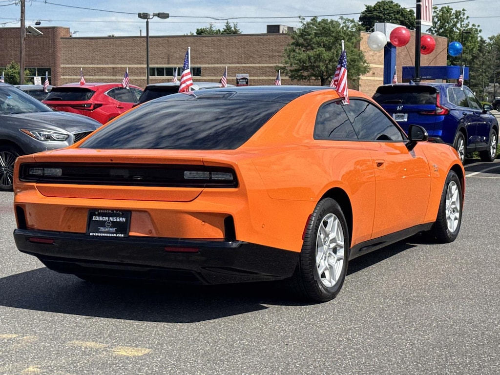 Used 2025 Dodge Charger Daytona R/T AWD Car