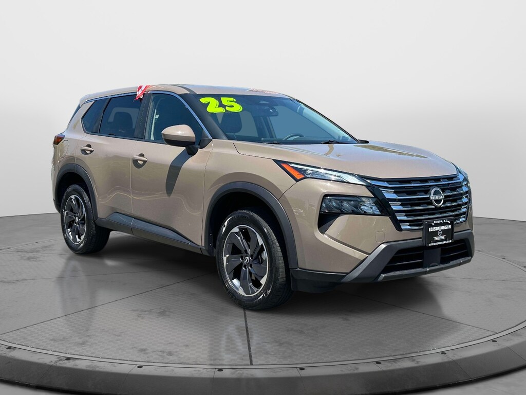 Used 2025 Nissan Rogue AWD SV Sport Utility