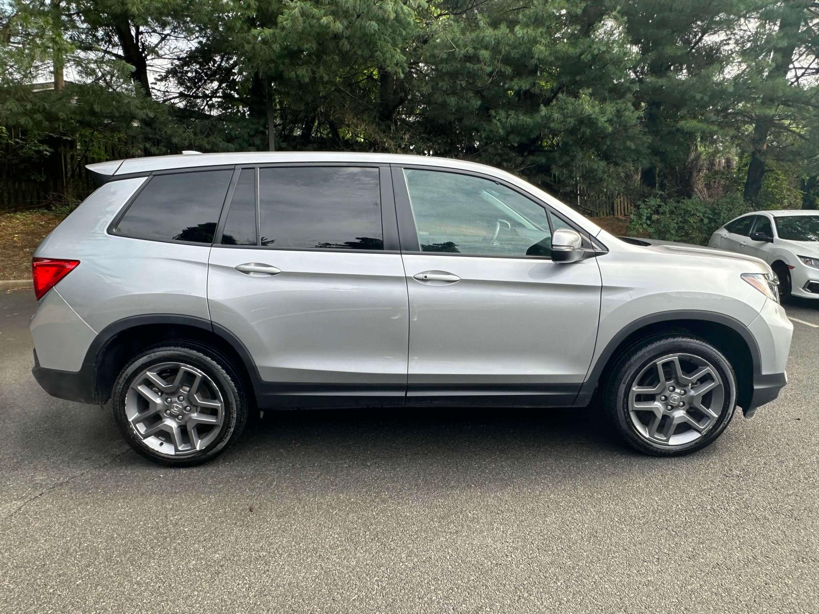 2022 Honda Passport EX-L photo 3