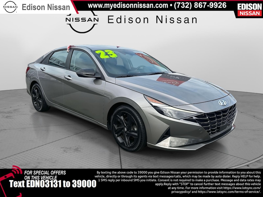 Used 2023 Hyundai Elantra Limited IVT Car