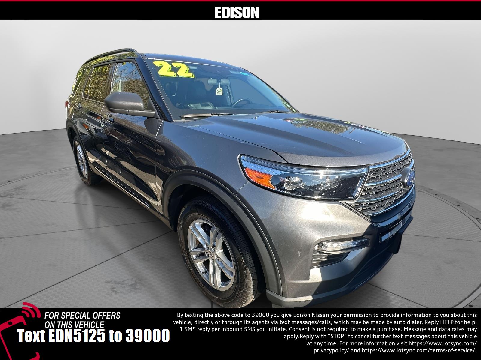 2022 Ford Explorer XLT 4WD's photo