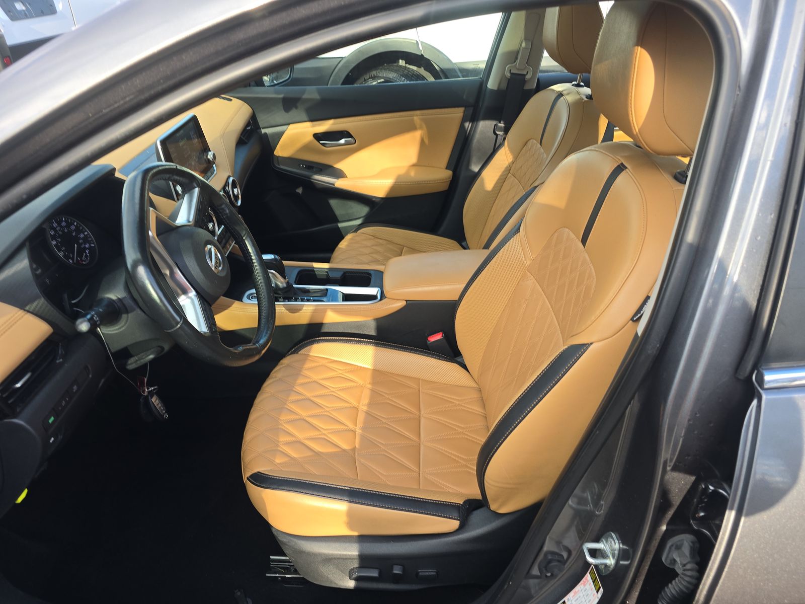 2022 Nissan Sentra SV photo 3