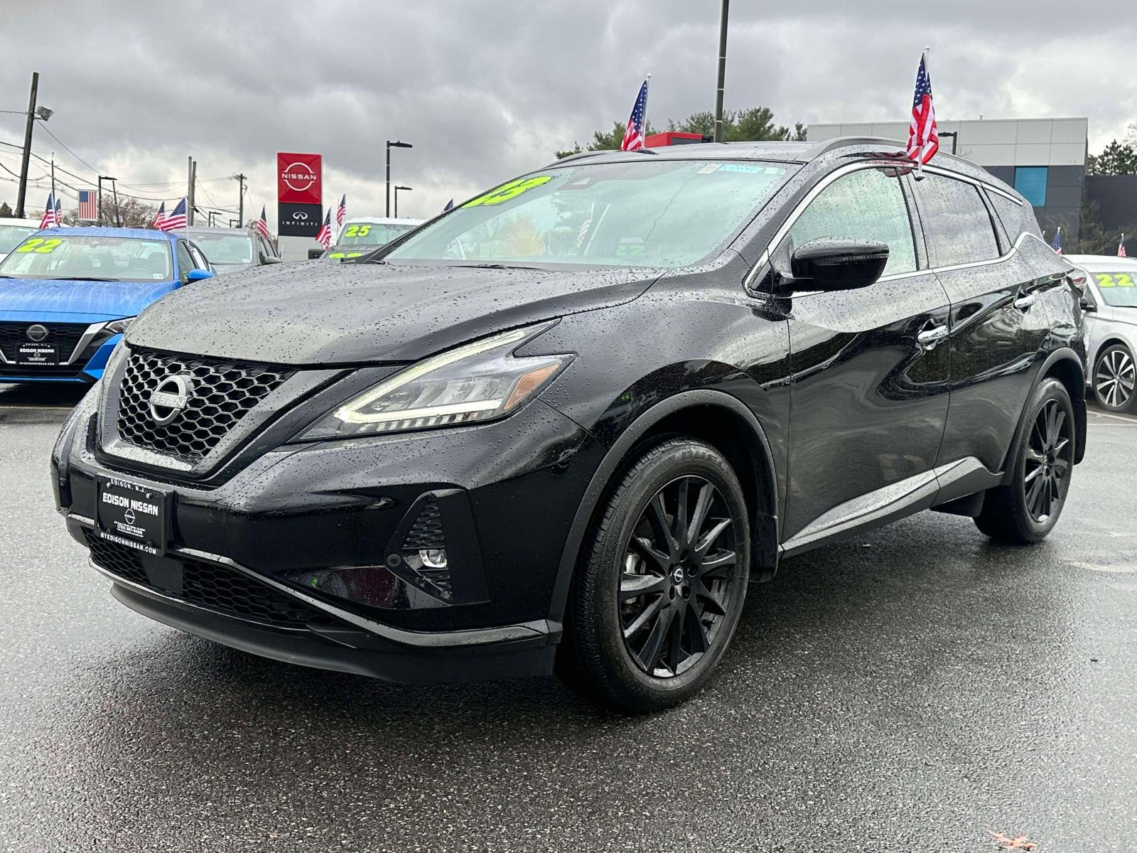 2023 Nissan Murano SV photo 2