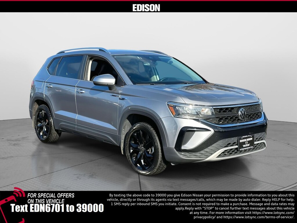 Used 2023 Volkswagen Taos SE FWD Sport Utility