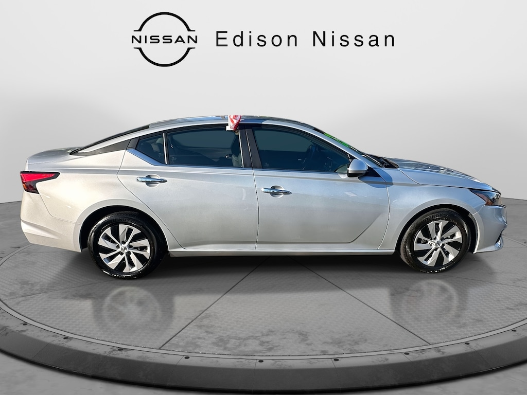 Used 2022 Nissan Altima 2.5 S Sedan Car
