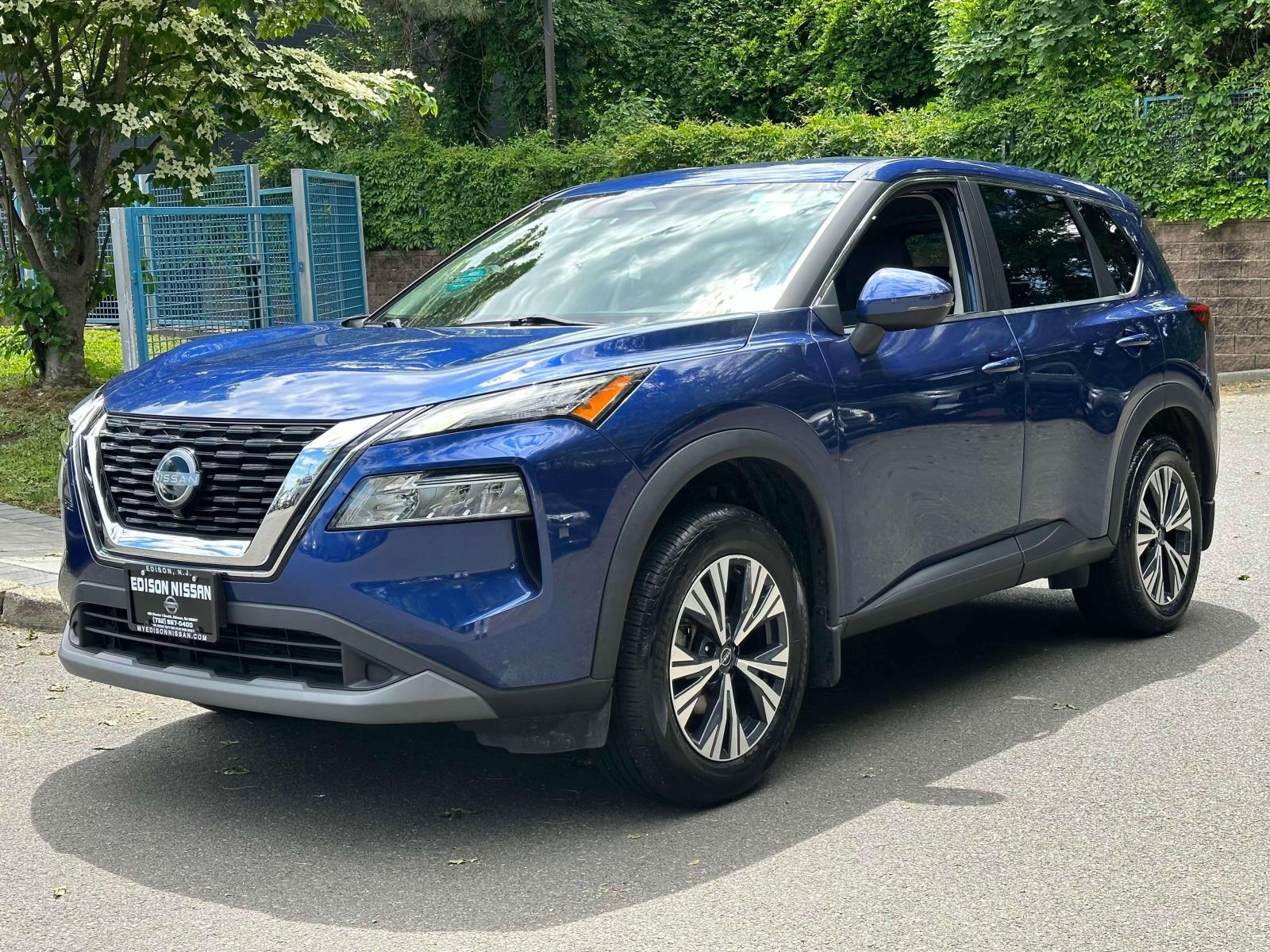 Used 2022 Nissan Rogue SV with VIN 5N1BT3BB9NC697301 for sale in Edison, NJ