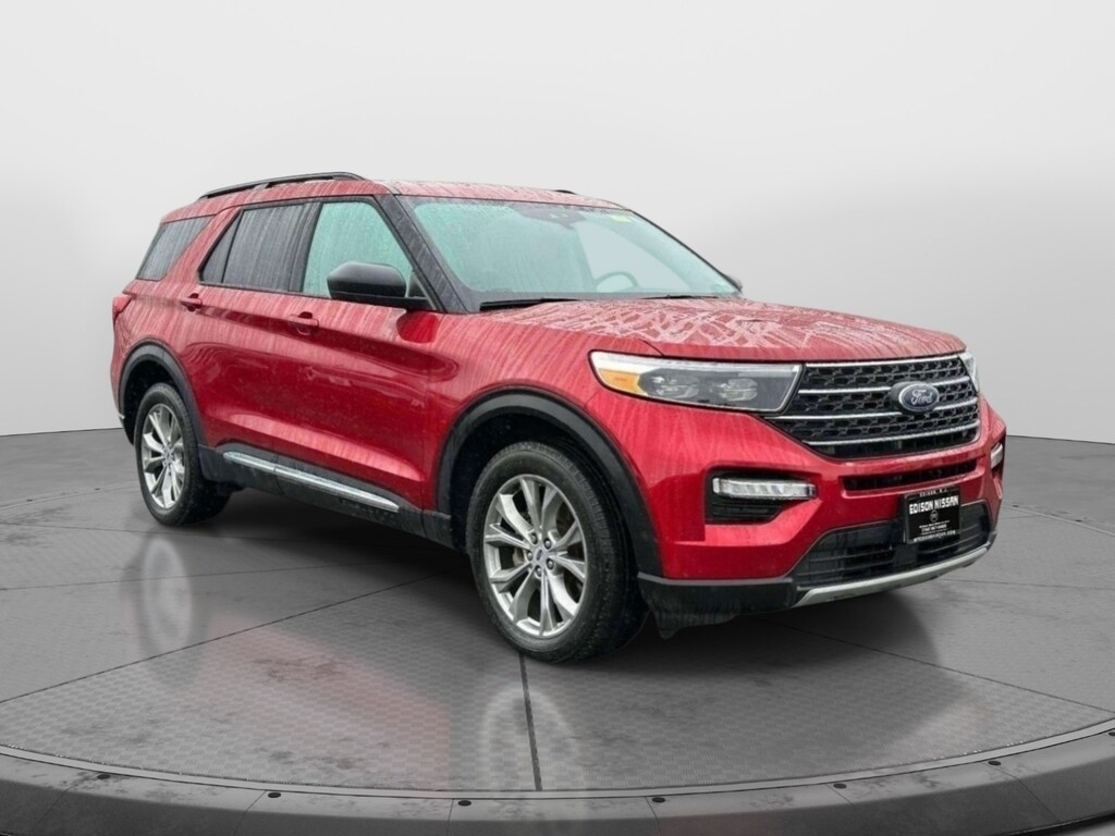 Used 2023 Ford Explorer XLT 4WD Sport Utility