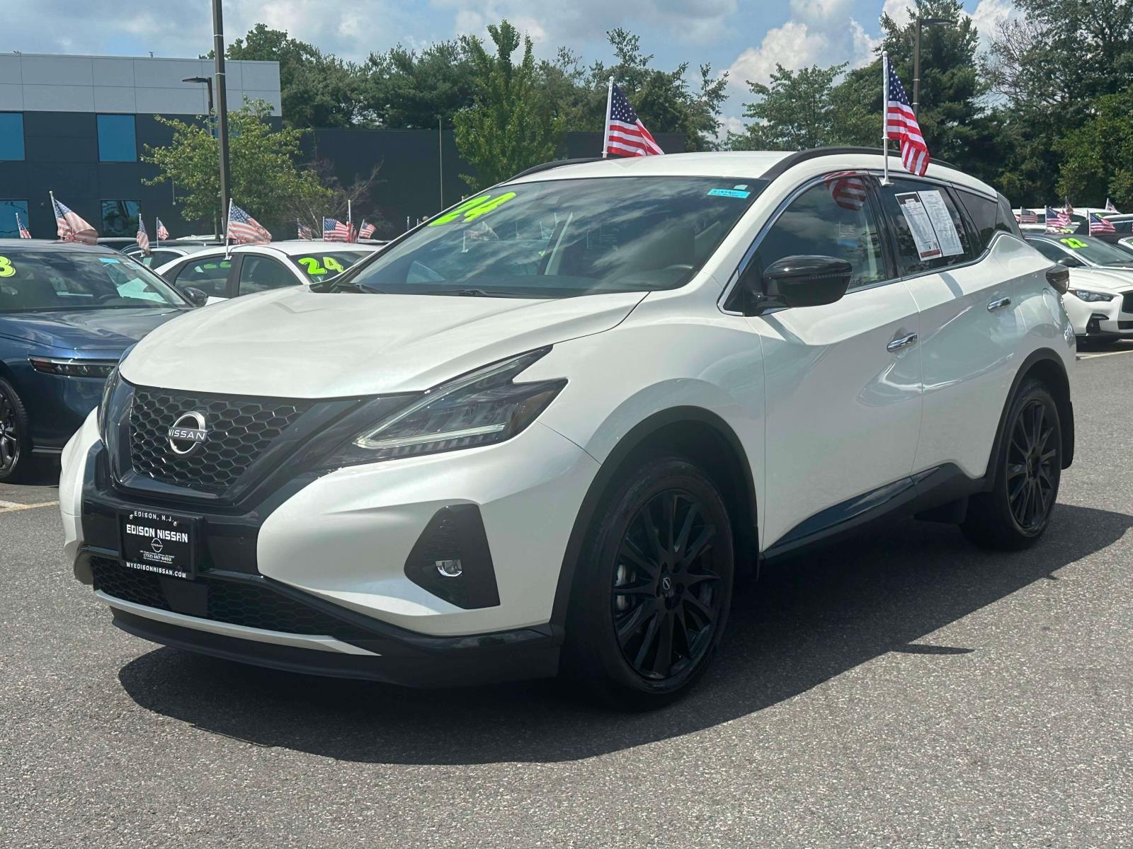 2024 Nissan Murano SV photo 2