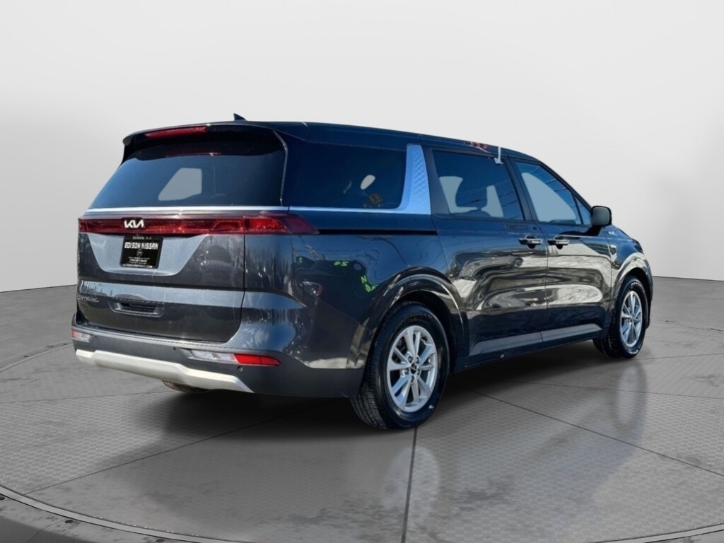 Used 2022 Kia Carnival LXS FWD Mini-van, Passenger