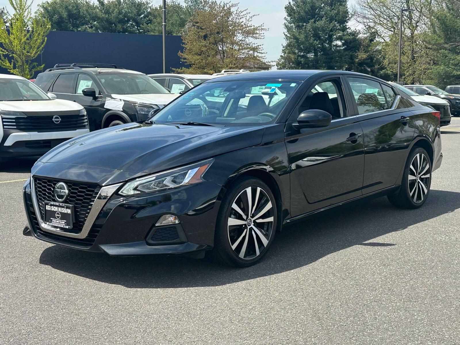 Used 2022 Nissan Altima SR with VIN 1N4BL4CW1NN302517 for sale in Edison, NJ