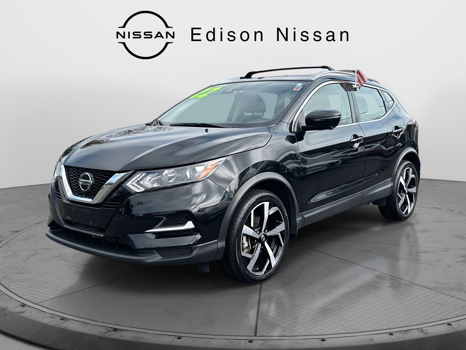 2022 Nissan Rogue Sport SL photo 2