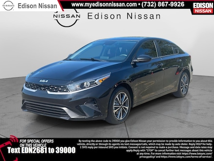 2024 Kia Forte LXS IVT Car