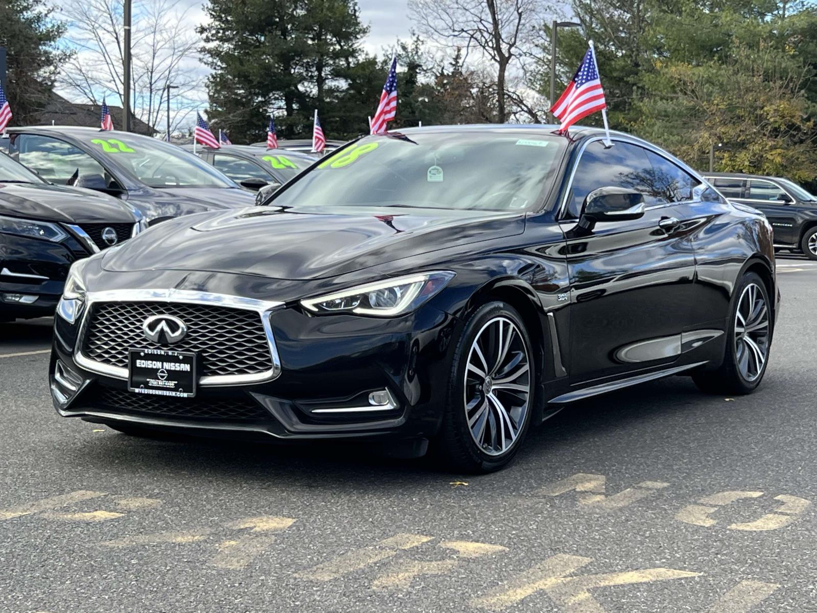 2018 Infiniti Q60 3.0t Luxe photo 2