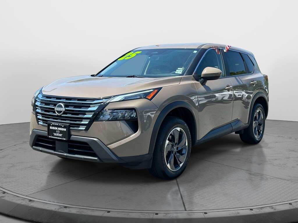 Used 2025 Nissan Rogue AWD SV Sport Utility