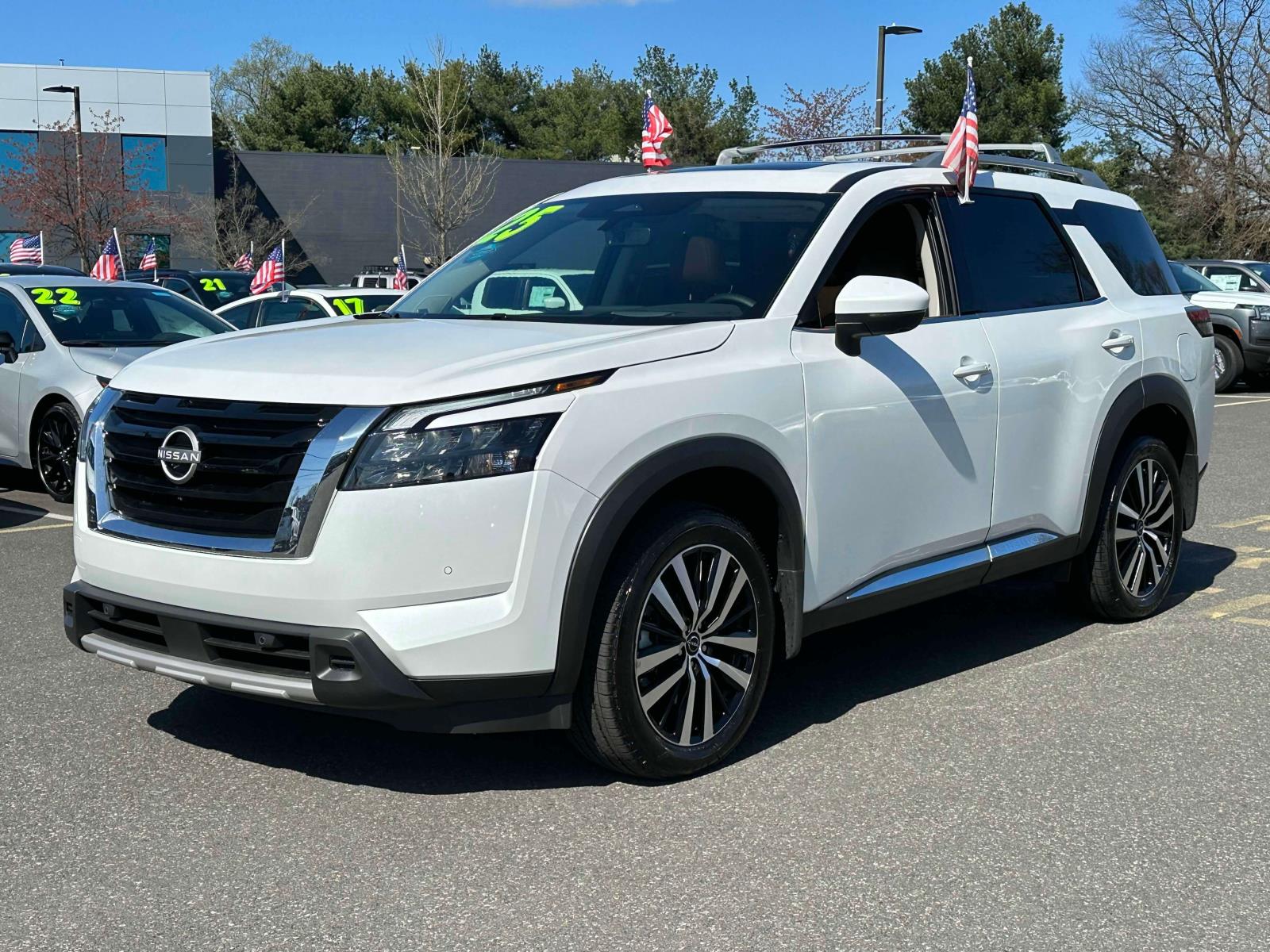 Used 2025 Nissan Pathfinder Platinum with VIN 5N1DR3DJ9SC212288 for sale in Edison, NJ